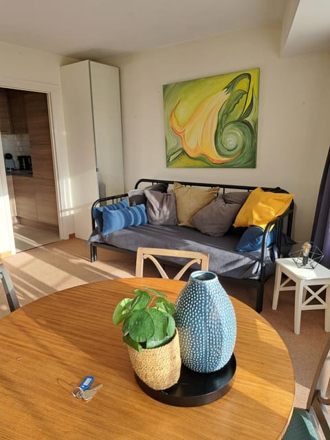 Bed, Living room, Seating area