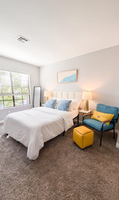 Bed, Bedroom