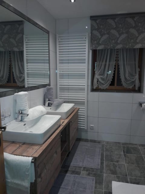 Other, Decorative detail