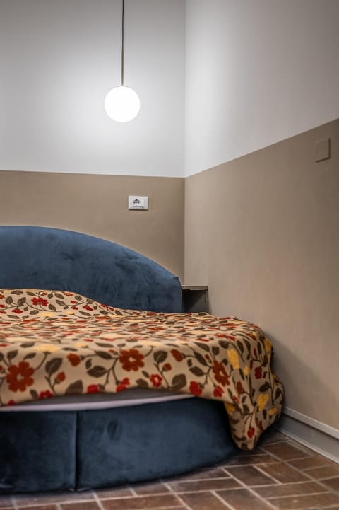 Bed, Bedroom, internet