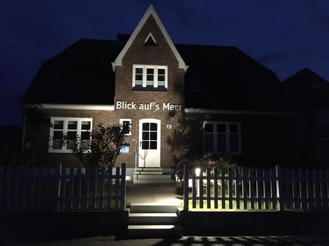 Property building, Night