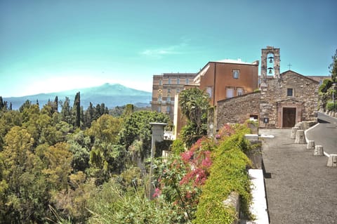 Casa Costa Condominio in Taormina