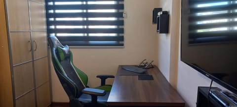 TV and multimedia, hair dresser