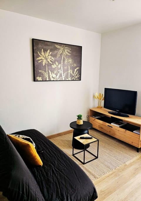 Living room, Seating area, heating