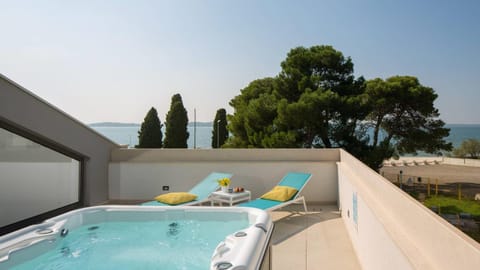 Villa Fasana - Penthouse Apartments with jacuzzi Bed and Breakfast in Fažana