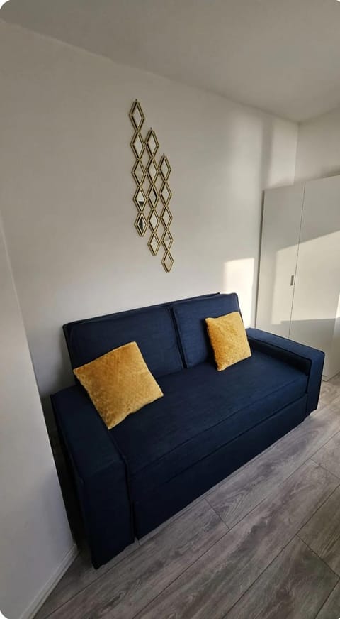 Chambre Sérénité - Vue Lac & 20 min Paris Bed and Breakfast in Créteil