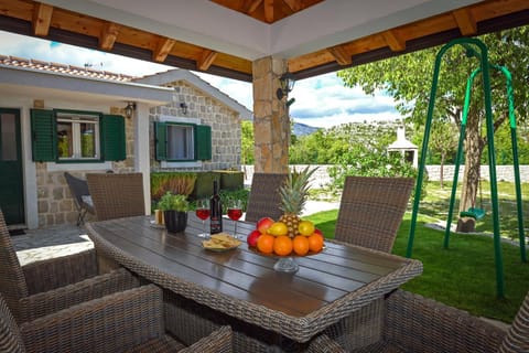 Villa Silentio, complete privacy near Makarska Villa in Split-Dalmatia County