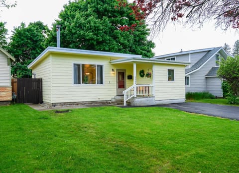 Property building, Street view