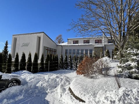 Property building, Winter