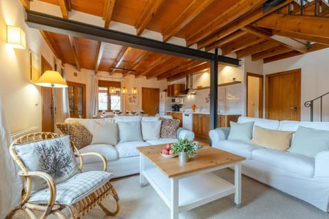 Communal lounge/ TV room, Living room