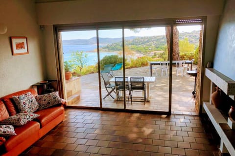 Family villa with sea view classified 3 - 8 people Villa in Le Lavandou