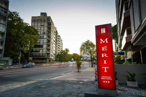 Facade/entrance, City view