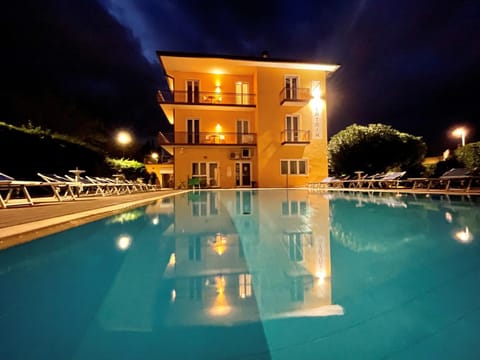 Residence Beatrix Apartment hotel in Bardolino