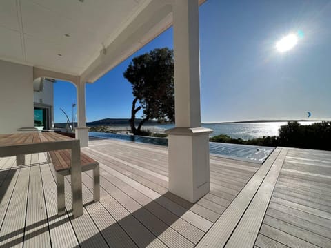 Beach Tower House Luxury Beachfront Villa Villa in Western Cape