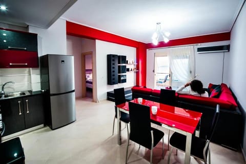 Kitchen or kitchenette, Living room, Seating area, City view, Sea view