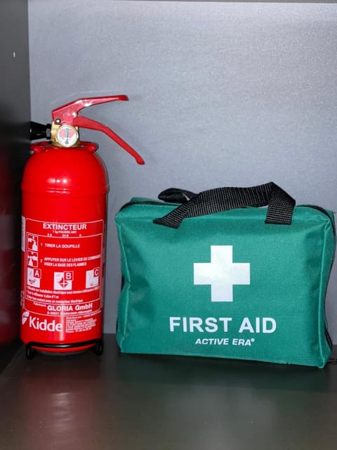 Peaceful new Apartment in heart of French Riviera with Mountain and Pool view Apartment in Villeneuve-Loubet