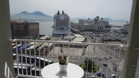 Day, View (from property/room), Balcony/Terrace, City view, Sea view, Street view