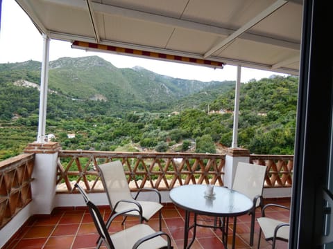 Natural landscape, View (from property/room), Balcony/Terrace, Mountain view, Sea view