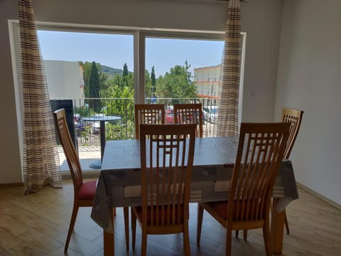 Apartment Greta,50 METERS TO THE BEACH Wohnung in Banjole