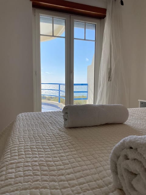 Bedroom, Sea view