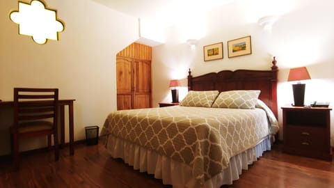 Casa Montalvo Bed & Breakfast Bed and Breakfast in Cuenca