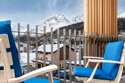 Townhouse N26 Condominio in Saint Moritz