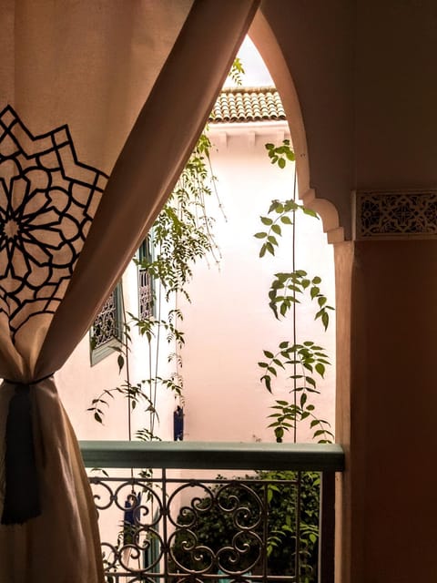 Balcony/Terrace, Decorative detail