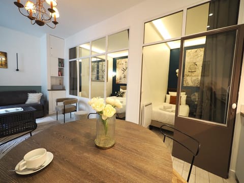 Saint Germain Elegant ChicSuites Apartment in Paris