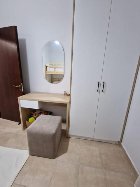 Bedroom, wardrobe