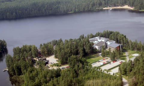 Day, Neighbourhood, Natural landscape, Bird's eye view, Lake view