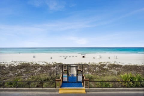 AquaVista Beach Resort by Panhandle Getaways Eigentumswohnung in Panama City Beach