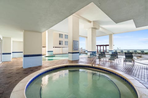 Patio, Hot Tub, View (from property/room), Balcony/Terrace, Pool view, Swimming pool, sunbed