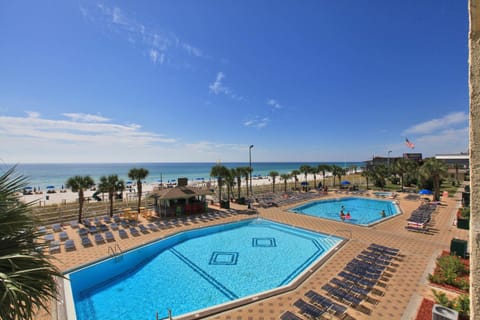 View (from property/room), Balcony/Terrace, Pool view, Sea view