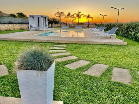 Natural landscape, Garden, Pool view, Sunset, sunbed