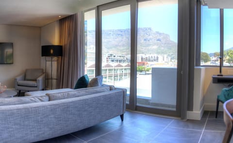 The Capital Mirage Appartement-Hotel in Cape Town