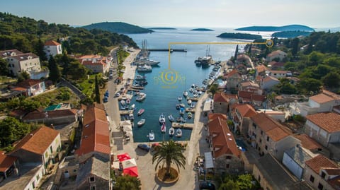 Golden view luxury apartment Condo in Split-Dalmatia County
