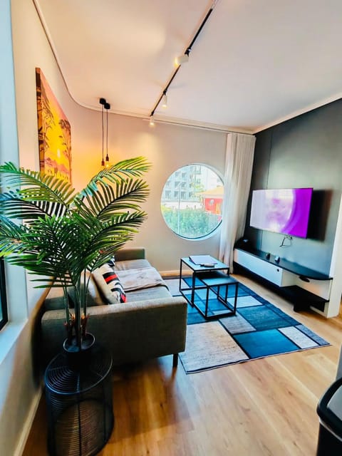 TV and multimedia, Seating area