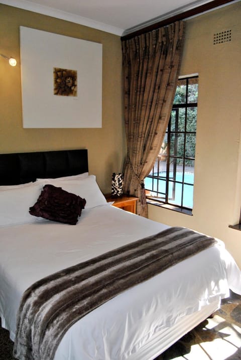 Birch Tree Cottage Bed and Breakfast in Randburg