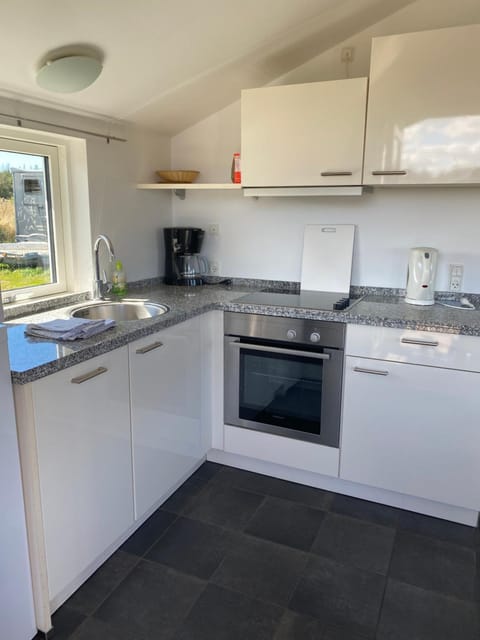 Nymindegab Ridecenter Hytte 5 Campground/ 
RV Resort in Norre Nebel