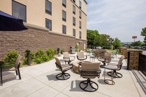 Hampton Inn & Suites - Pittsburgh/Harmarville, PA Hotel in Plum