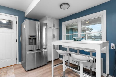 Cozy Retreat Amidst Serene Nature- A Perfect Getaway House in Dune Acres