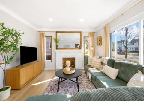 TV and multimedia, Living room