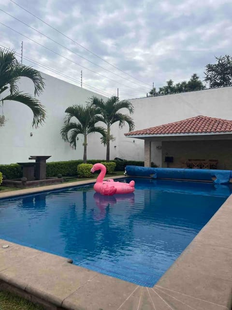 Casa Los Arcos House in Oaxtepec