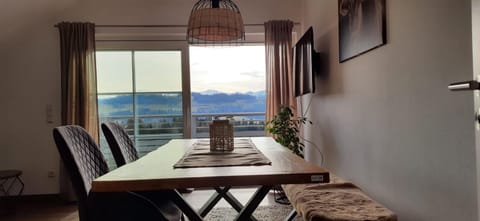 Natural landscape, Living room, Seating area, Dining area, Mountain view