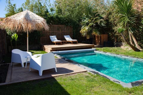 Balcony/Terrace, Swimming pool