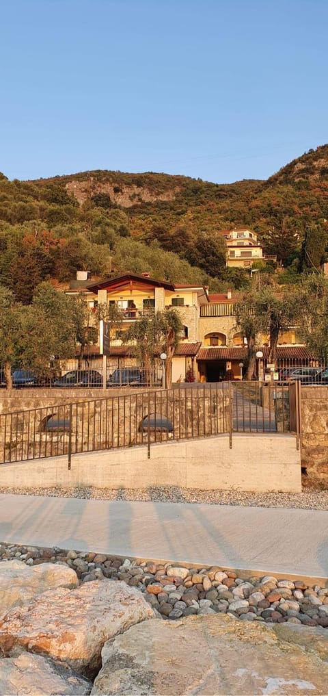 Hotel Veronesi Hotel in Brenzone sul Garda