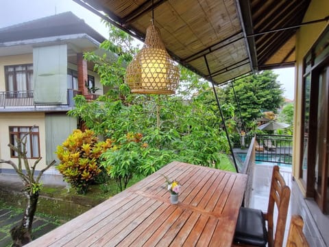 Balcony/Terrace, Garden view