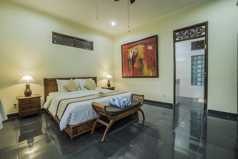Nyoman Sandi Guest House Bed and Breakfast in Ubud
