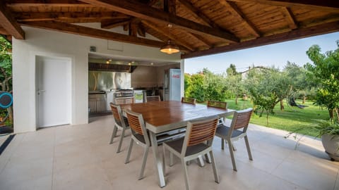 Property building, BBQ facilities, Garden, Balcony/Terrace, Seating area