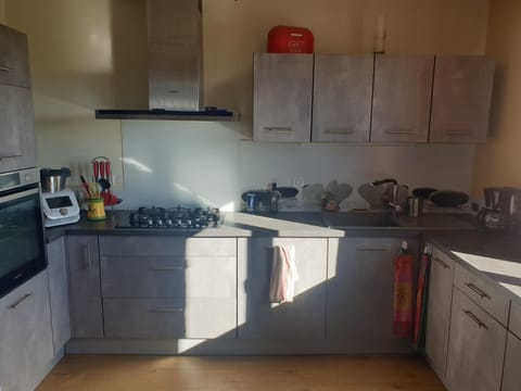 Coffee/tea facilities, Kitchen or kitchenette, pet friendly, stove, toaster